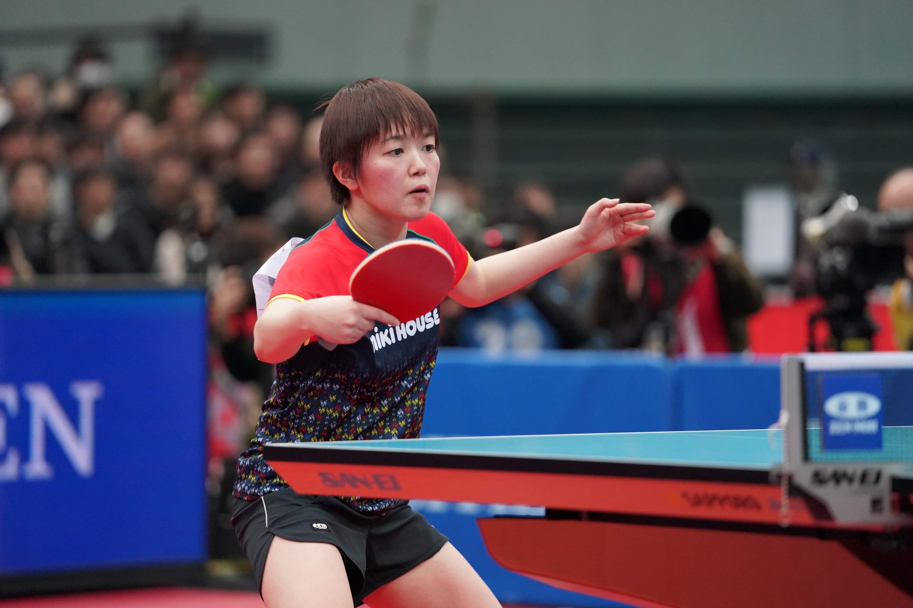 試合をする芝田選手