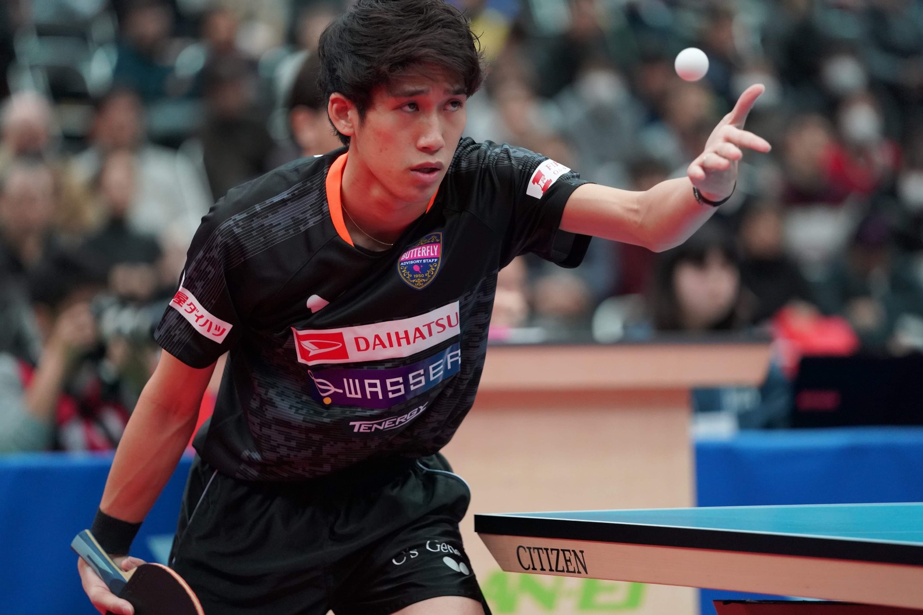 試合をする吉村選手