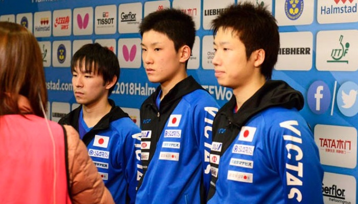 試合をする田添選手